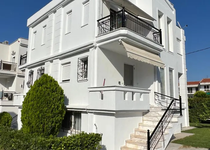 Primavera Villa Hanioti