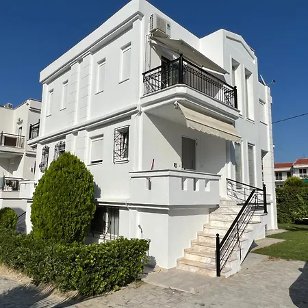 Primavera Βίλα Χανιώτη